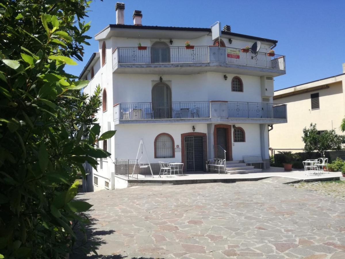 Il Pentagono Otel Termoli Dış mekan fotoğraf