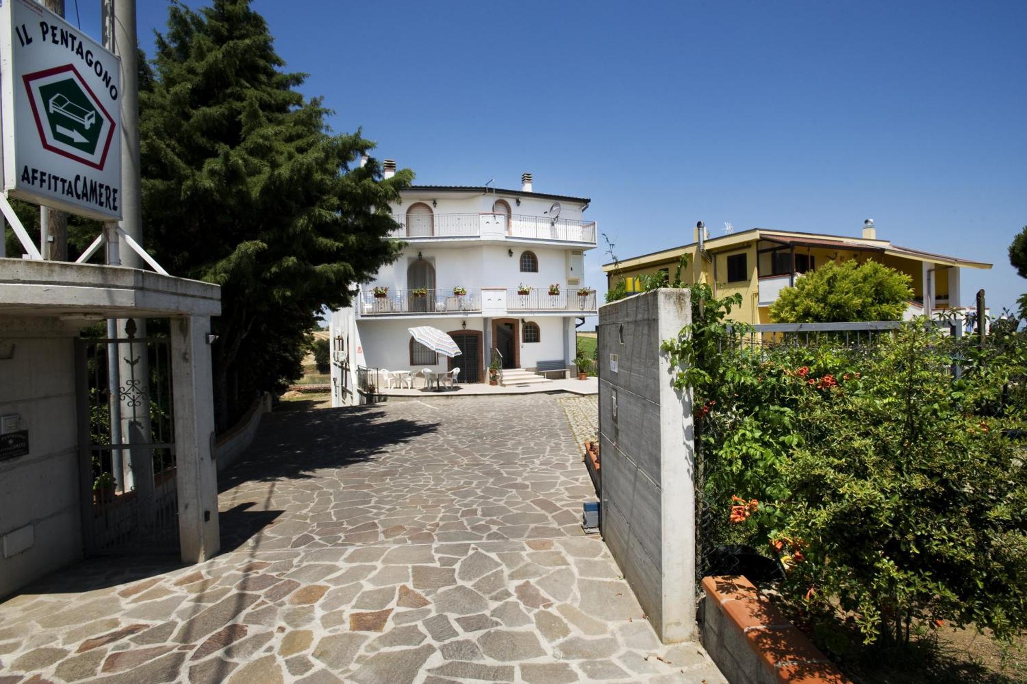 Il Pentagono Otel Termoli Dış mekan fotoğraf