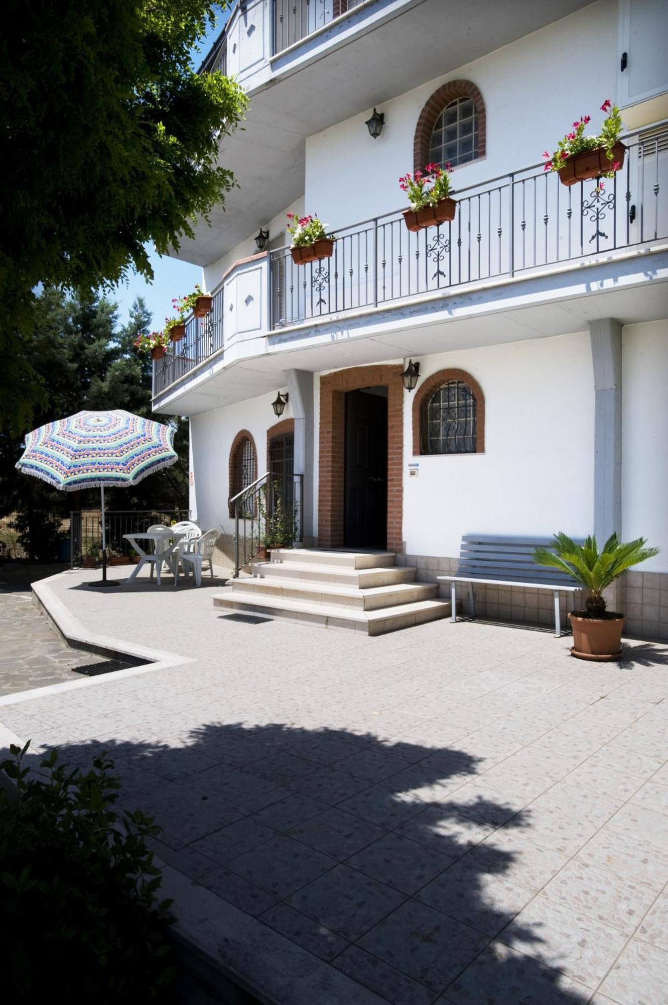 Il Pentagono Otel Termoli Dış mekan fotoğraf